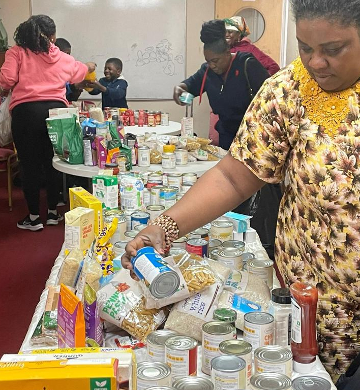 Food bank charity donate starrize uk5